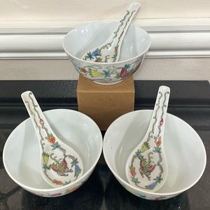 Vintage Chinese porcelain bowl with spoon